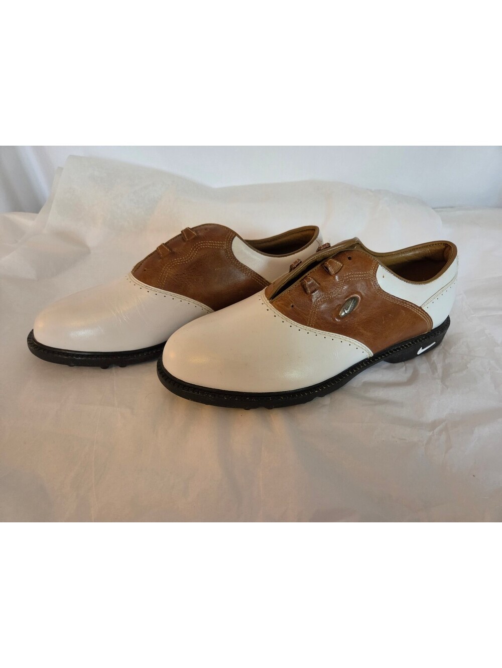 Nike Womens Golf Shoes 8.5 White Brown Leather Q-LOK Spikes No Laces